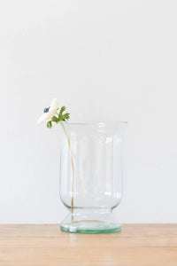 Florero copa de vidrio transparente, Flores Las Varas Santiago